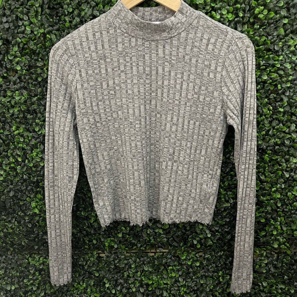 Candies, Long Sleeve Crop Top, Women's Size M